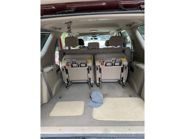 Photo of 2004 Red Toyota Sequoia