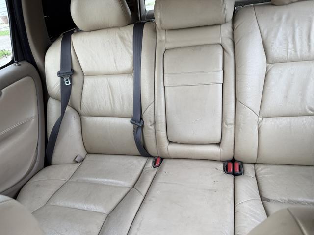 Photo of 2003 Blue Volvo V70