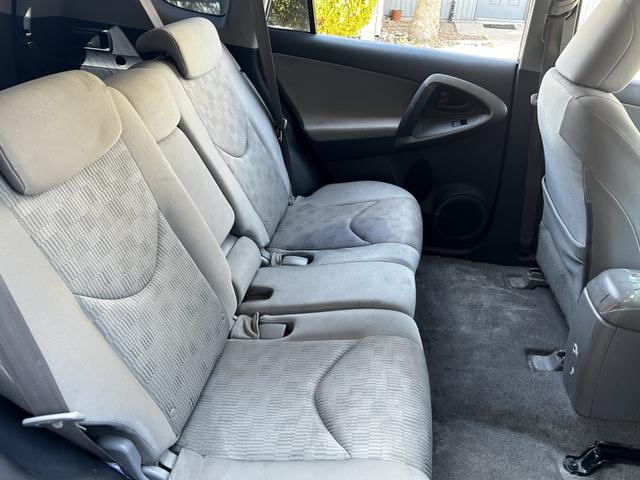 Photo of 2010 Silver Toyota RAV4