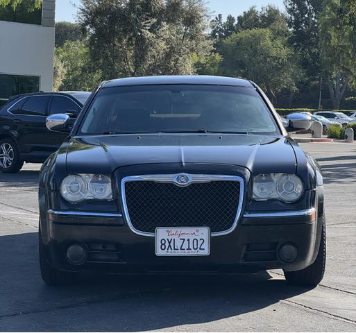 Photo of 2010 Black Chrysler 300C