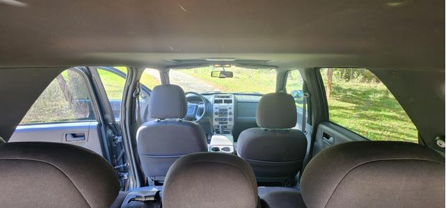 Photo of 2008 Gray Ford Escape