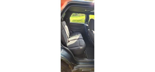 Photo of 2008 Gray Ford Escape
