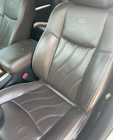 Photo of 2014 White INFINITI QX60