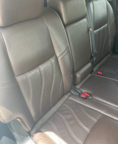 Photo of 2014 White INFINITI QX60
