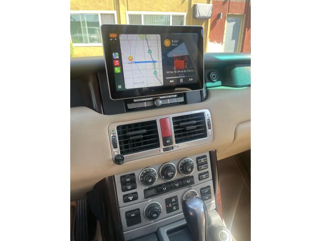 Photo of 2005 White Land Rover Range Rover