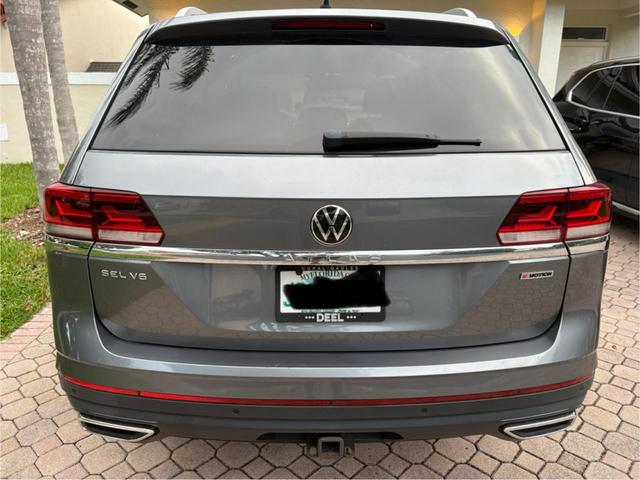 Photo of 2021 Gray Volkswagen Atlas