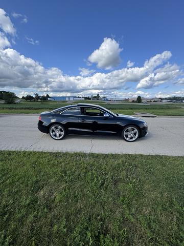 Photo of 2013 Black Audi S5