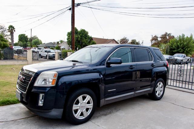 Photo of 2015 Blue GMC Terrain