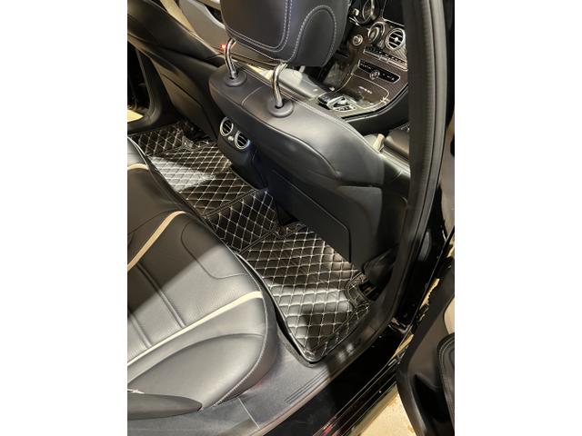 Photo of 2016 Black Mercedes-Benz C-Class
