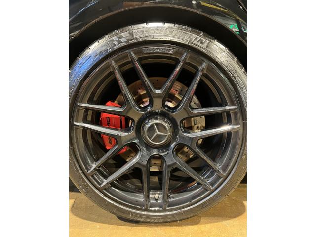 Photo of 2016 Black Mercedes-Benz C-Class