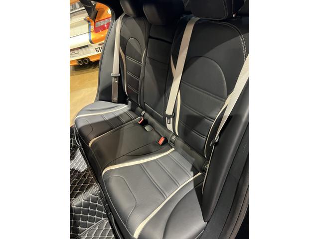 Photo of 2016 Black Mercedes-Benz C-Class