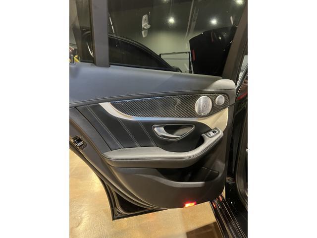 Photo of 2016 Black Mercedes-Benz C-Class