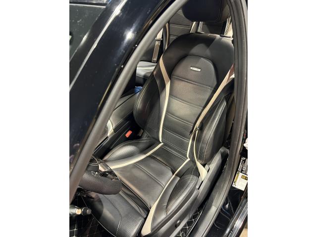 Photo of 2016 Black Mercedes-Benz C-Class
