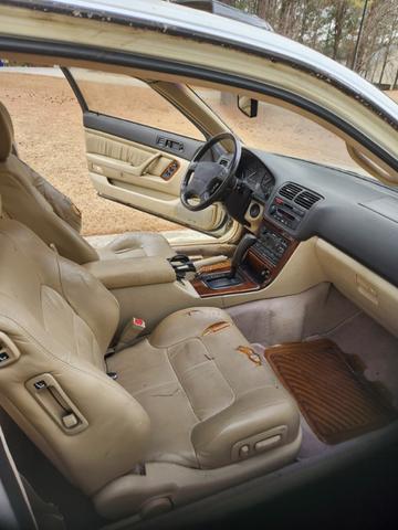 Photo of 1995 White Acura Legend