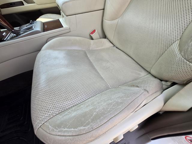 Photo of 2010 White Lexus GX 460