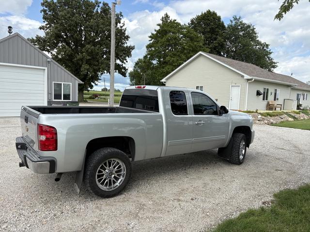 Photo of 2012 Silver Chevrolet Silverado 1500