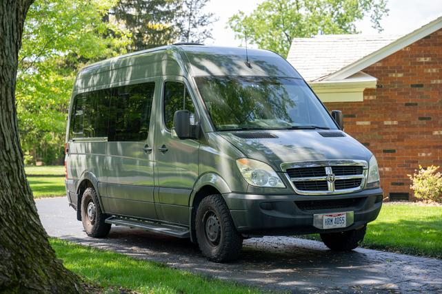 Photo of 2007 Gray Dodge Sprinter