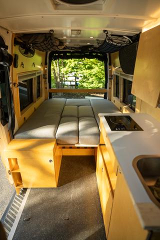 Photo of 2007 Gray Dodge Sprinter