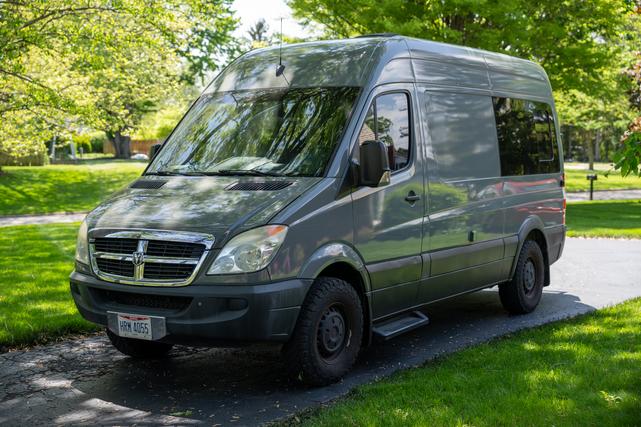 Photo of 2007 Gray Dodge Sprinter
