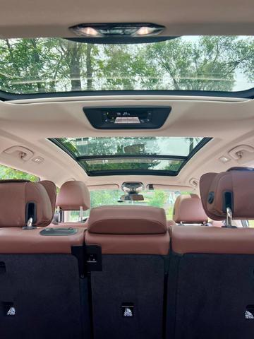 Photo of 2021 Gray BMW X7