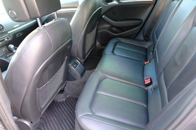 Photo of 2016 Gray Audi A3 e-tron