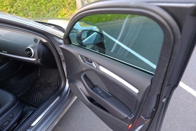 Photo of 2016 Gray Audi A3 e-tron