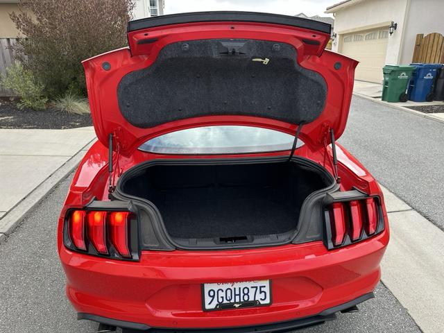Photo of 2020 Red Ford Mustang
