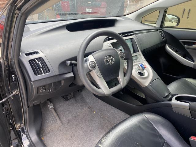 Photo of 2014 Black Toyota Prius
