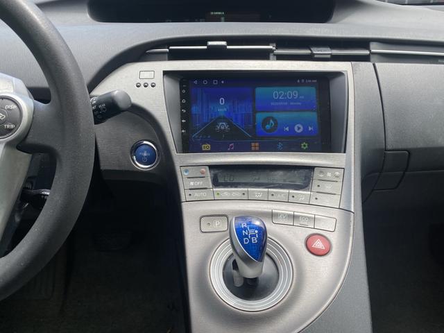 Photo of 2014 Black Toyota Prius