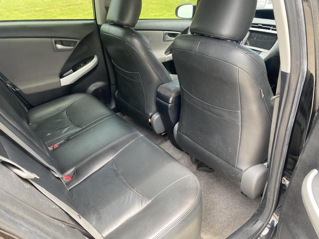 Photo of 2014 Black Toyota Prius