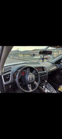 Photo of 2012 White Audi Q5