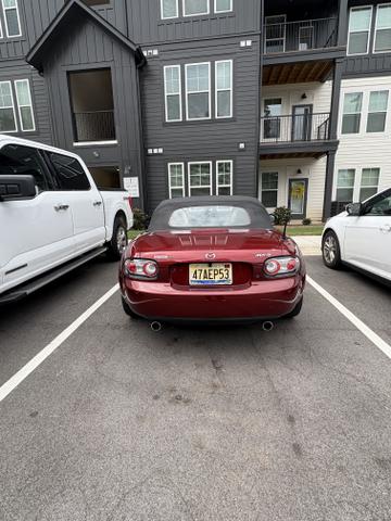 Photo of 2008 Red Mazda MX-5 Miata