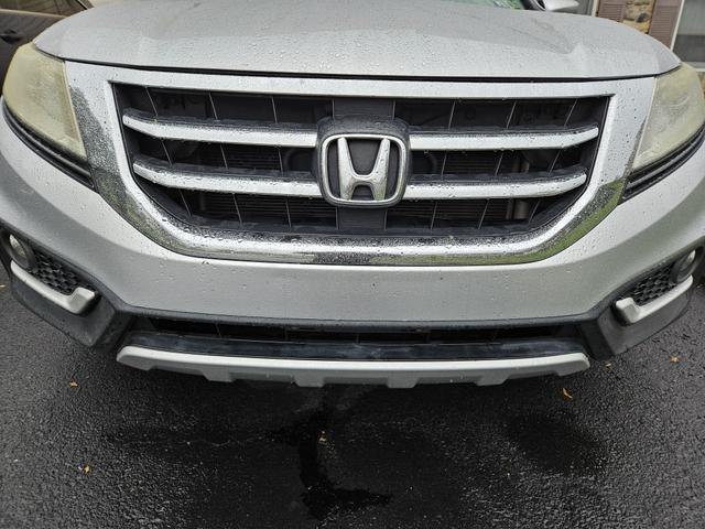 Photo of 2015 Silver Honda Crosstour