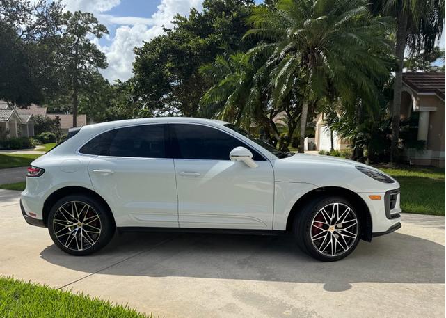 Photo of 2024 White Porsche Macan