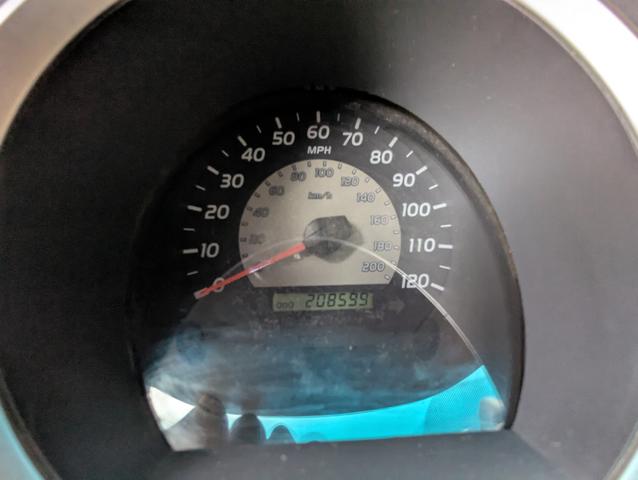 Photo of 2005 Red Toyota Tacoma