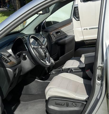 Photo of 2017 Silver Honda CR-V