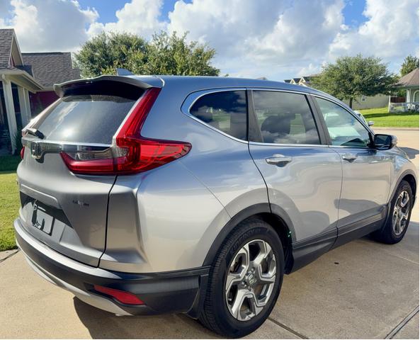 Photo of 2017 Silver Honda CR-V