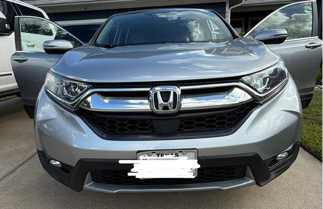 Photo of 2017 Silver Honda CR-V