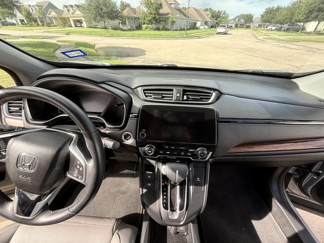 Photo of 2017 Silver Honda CR-V