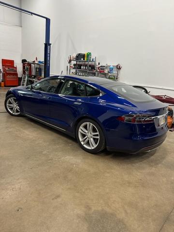 Photo of 2015 Blue Tesla Model S