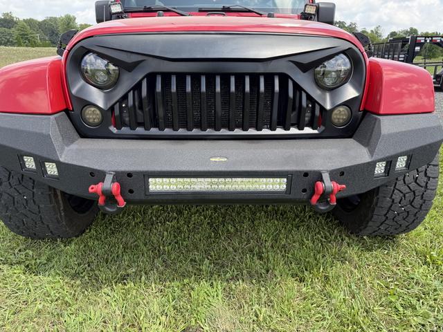 Photo of 2011 Red Jeep Wrangler Unlimited