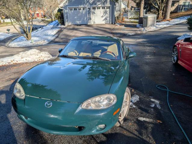 Photo of 2001 Green Mazda MX-5 Miata