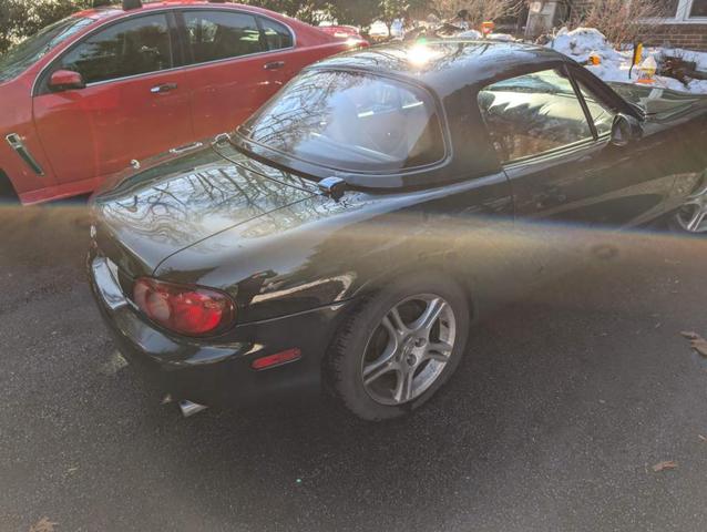 Photo of 2001 Green Mazda MX-5 Miata