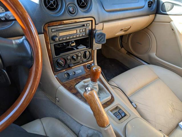 Photo of 2001 Green Mazda MX-5 Miata