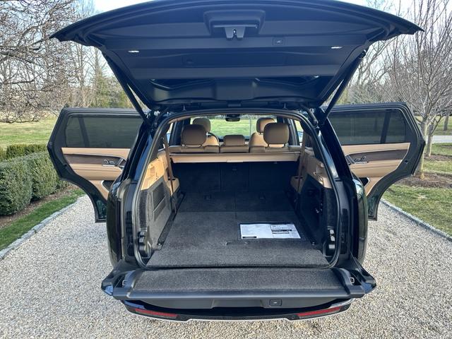 Photo of 2024 Green Land Rover Range Rover