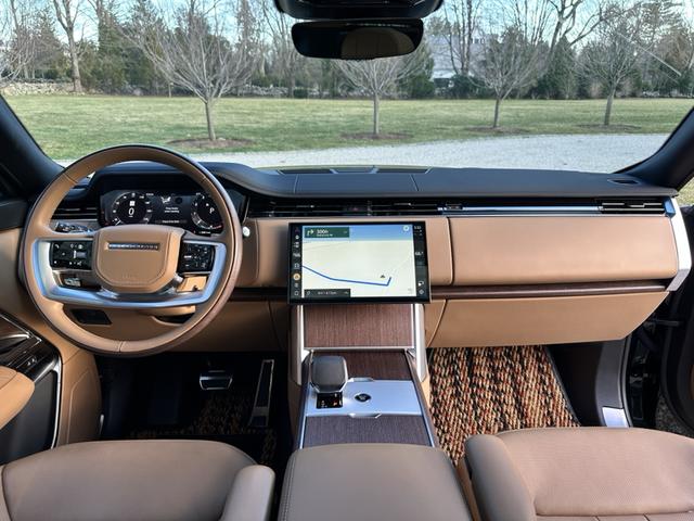 Photo of 2024 Green Land Rover Range Rover