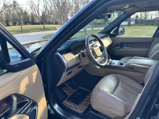 Photo of 2024 Green Land Rover Range Rover