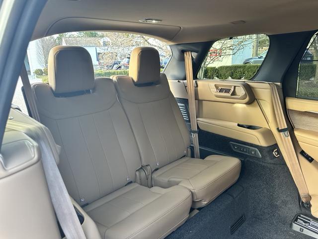 Photo of 2024 Green Land Rover Range Rover