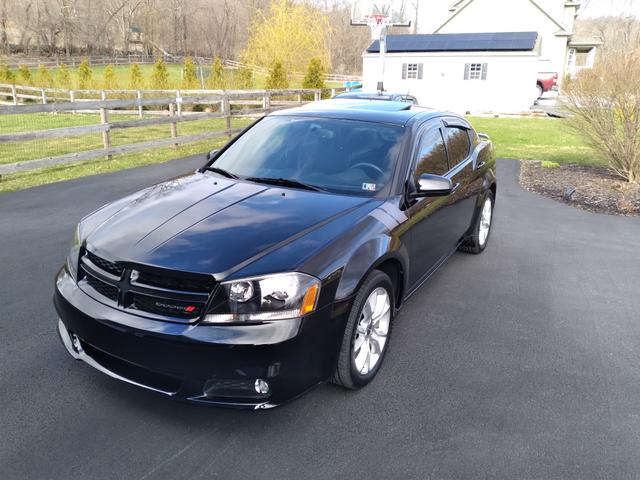 Photo of 2014 Black Dodge Avenger