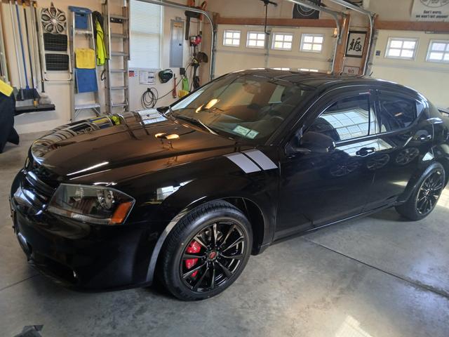 Photo of 2014 Black Dodge Avenger